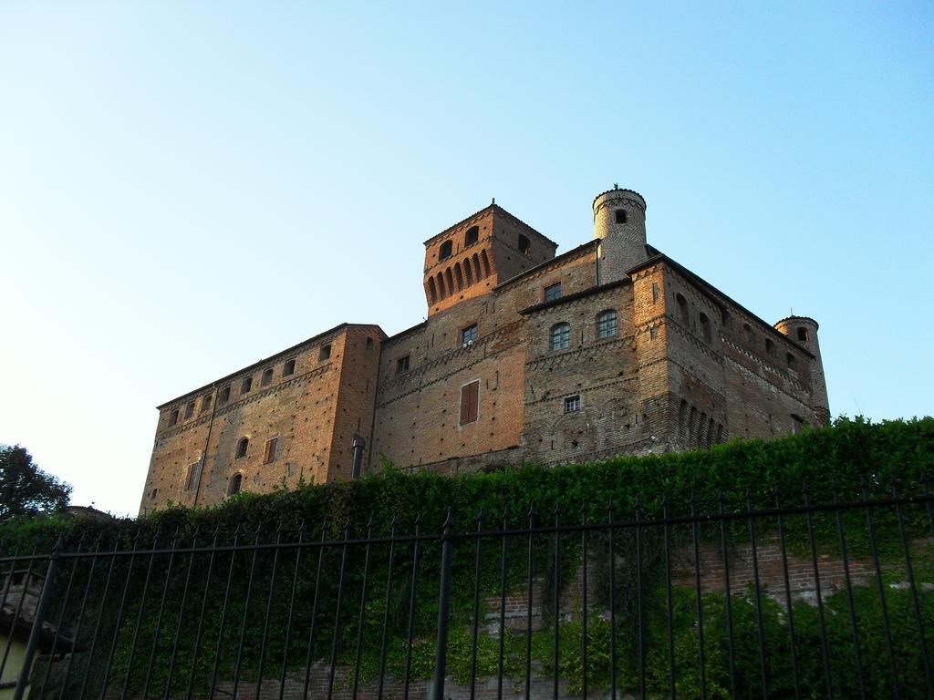 Il Cortiletto Dei Capperi Gassino Torinese Ngoại thất bức ảnh